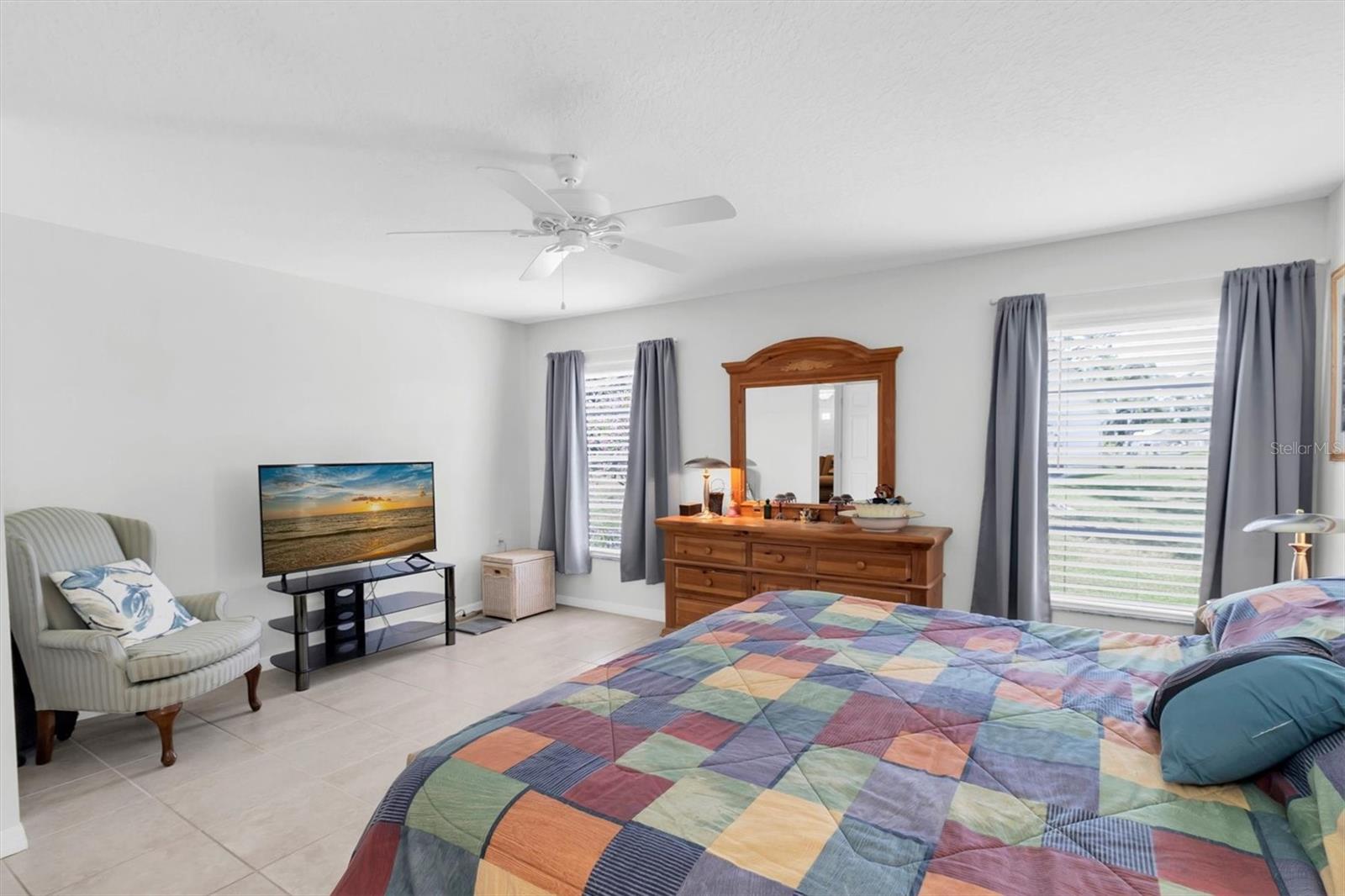 CAMBRIDGE COMMONS CONDO PH 1 - Residential