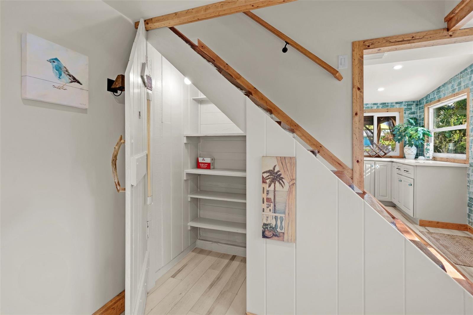 TUCKERS SUB - Residential