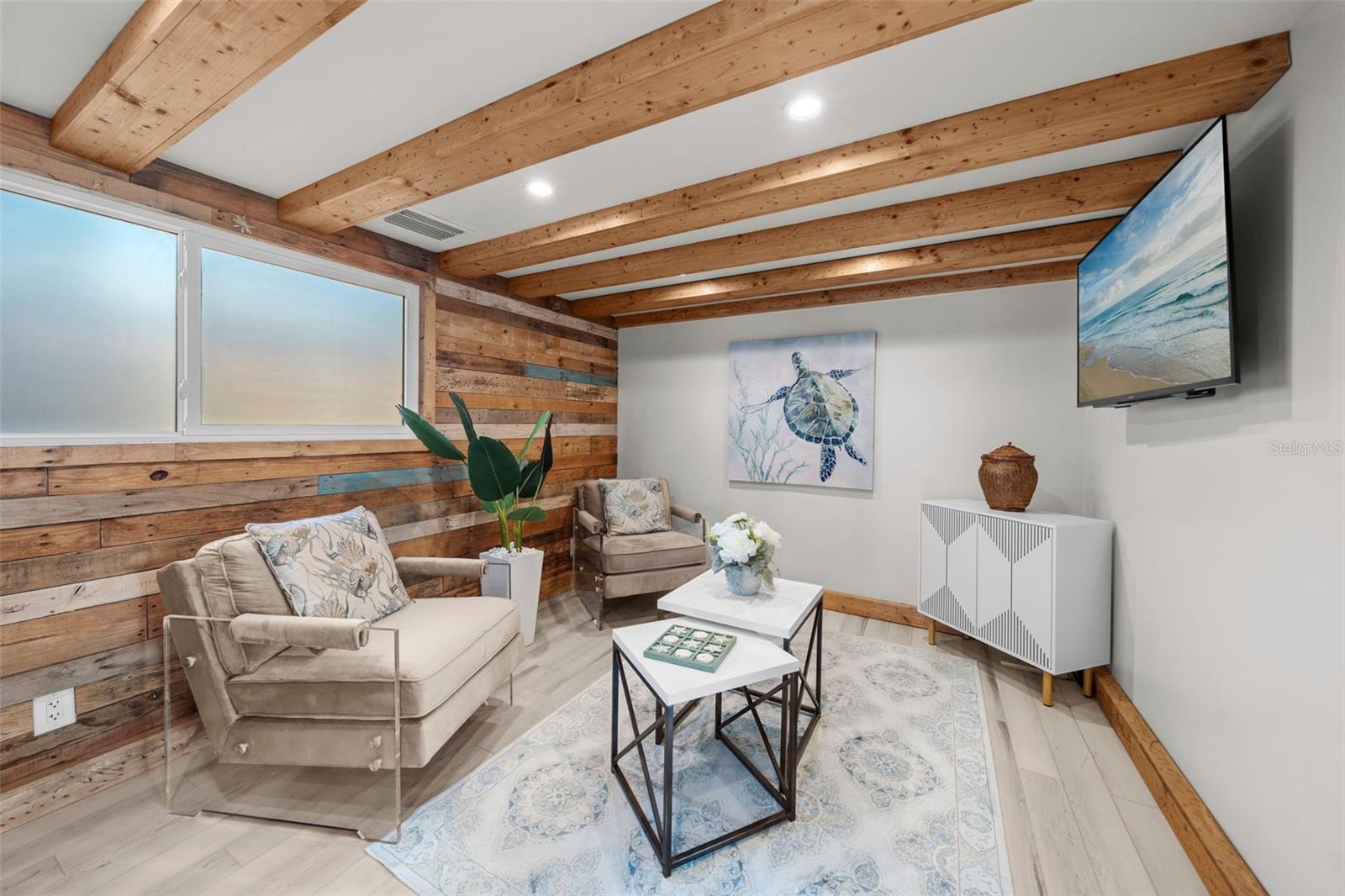 TUCKERS SUB - Residential