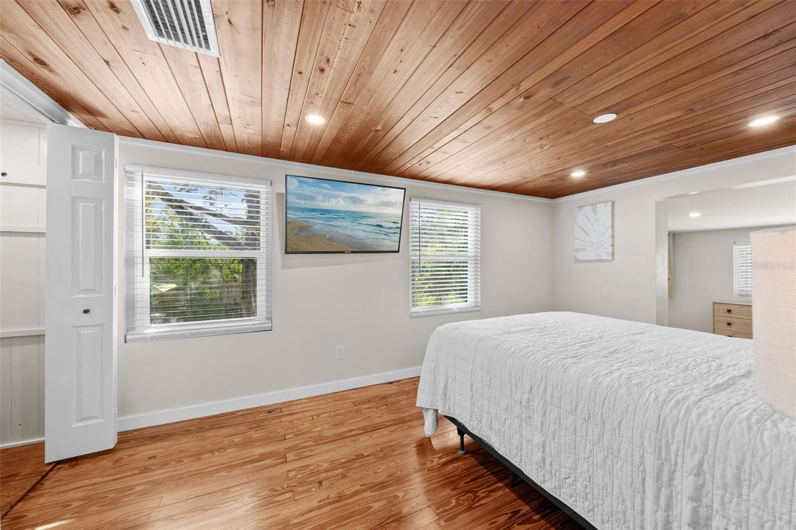 TUCKERS SUB - Residential