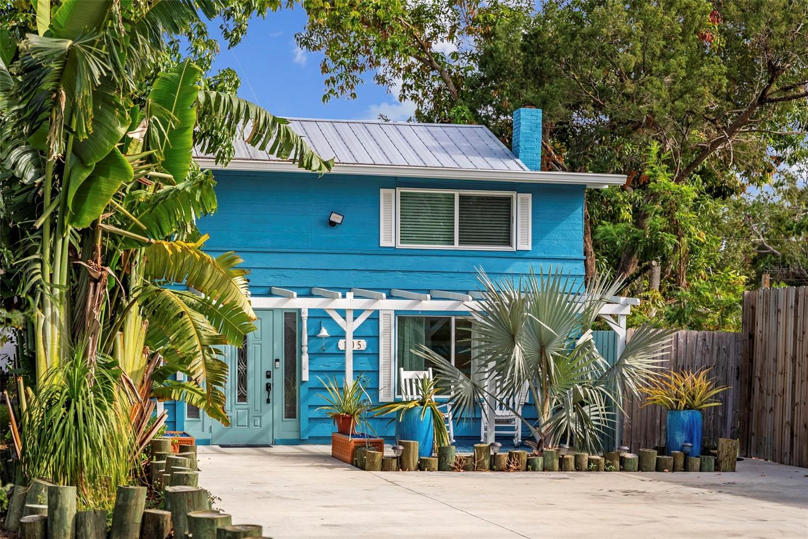 TUCKERS SUB - Residential