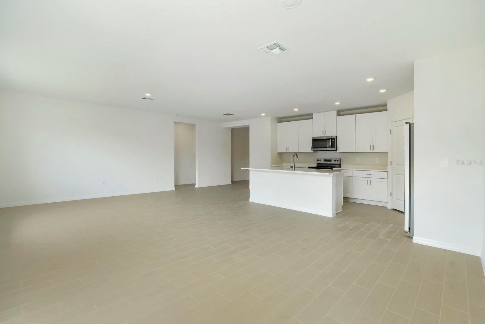 SALT MEADOWS - Residential