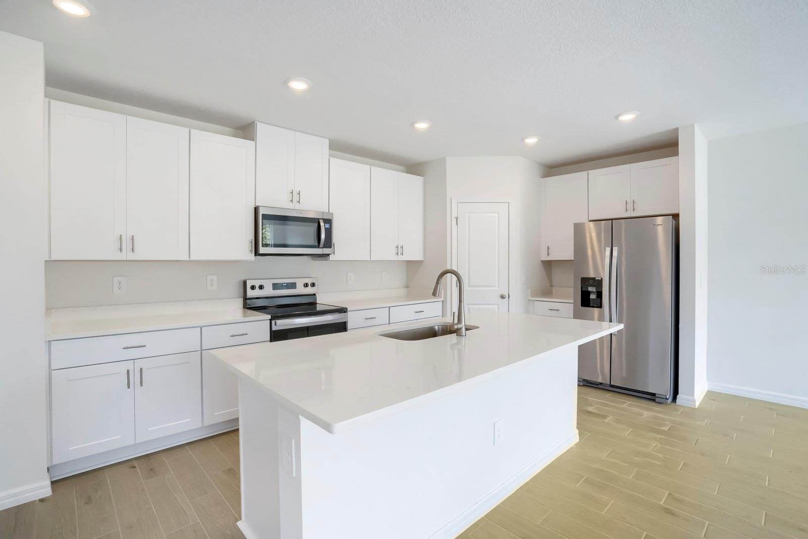 SALT MEADOWS - Residential