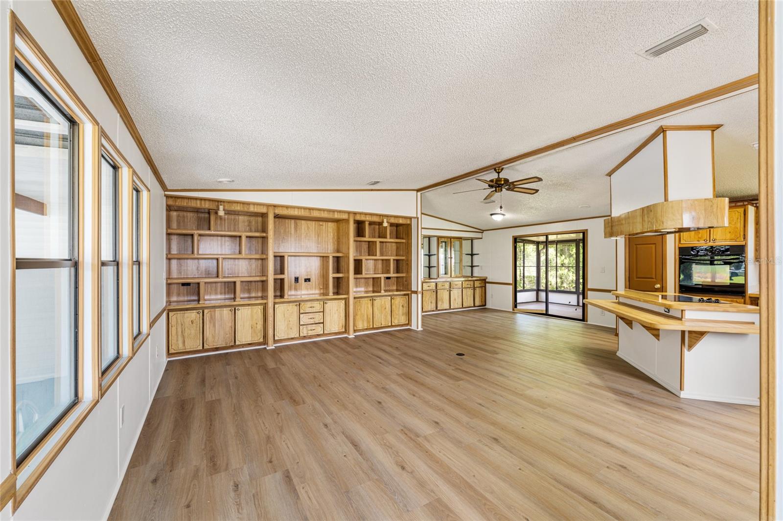 LADY LAKE ORANGE BLOSSOM GARDENS UNIT 06 - Residential