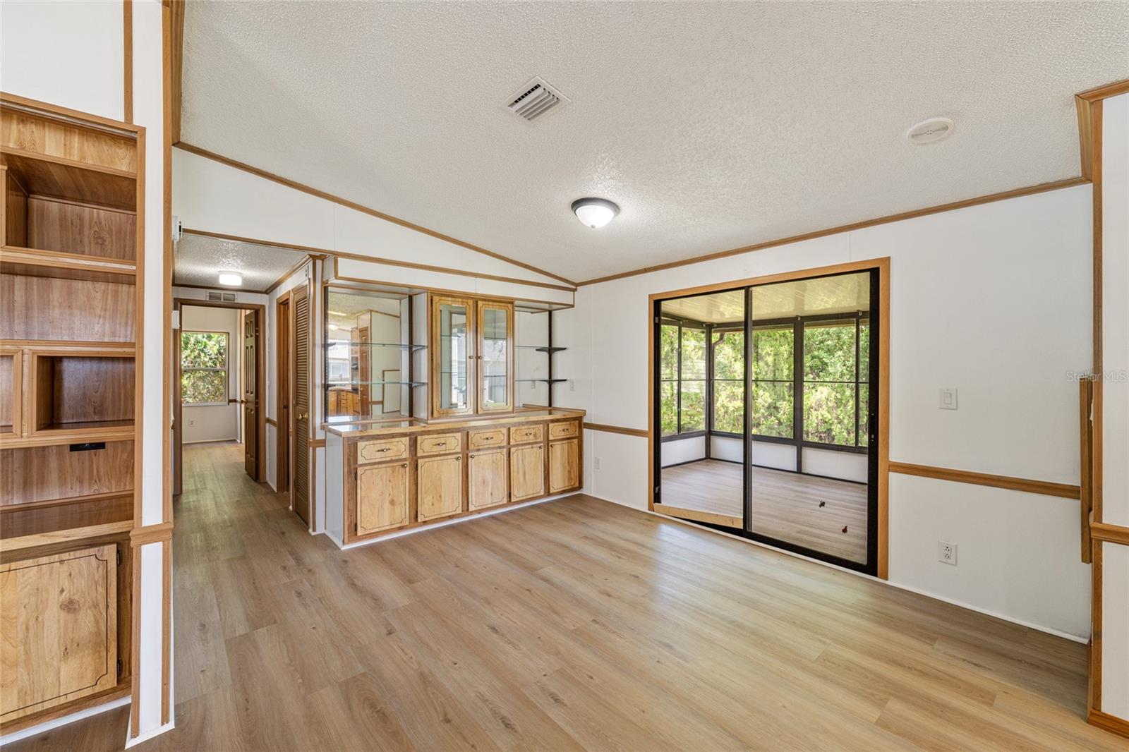 LADY LAKE ORANGE BLOSSOM GARDENS UNIT 06 - Residential