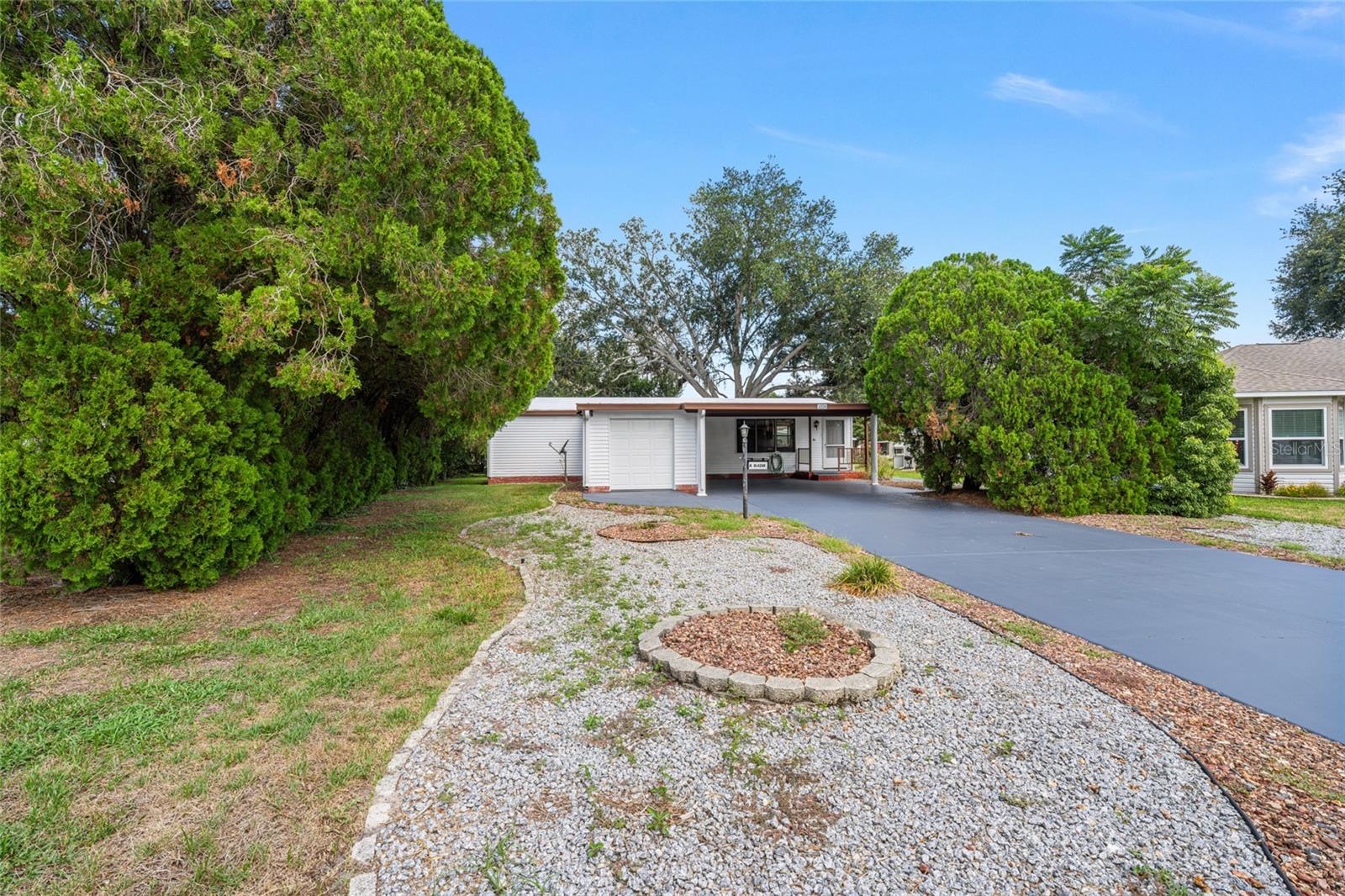 LADY LAKE ORANGE BLOSSOM GARDENS UNIT 06 - Residential