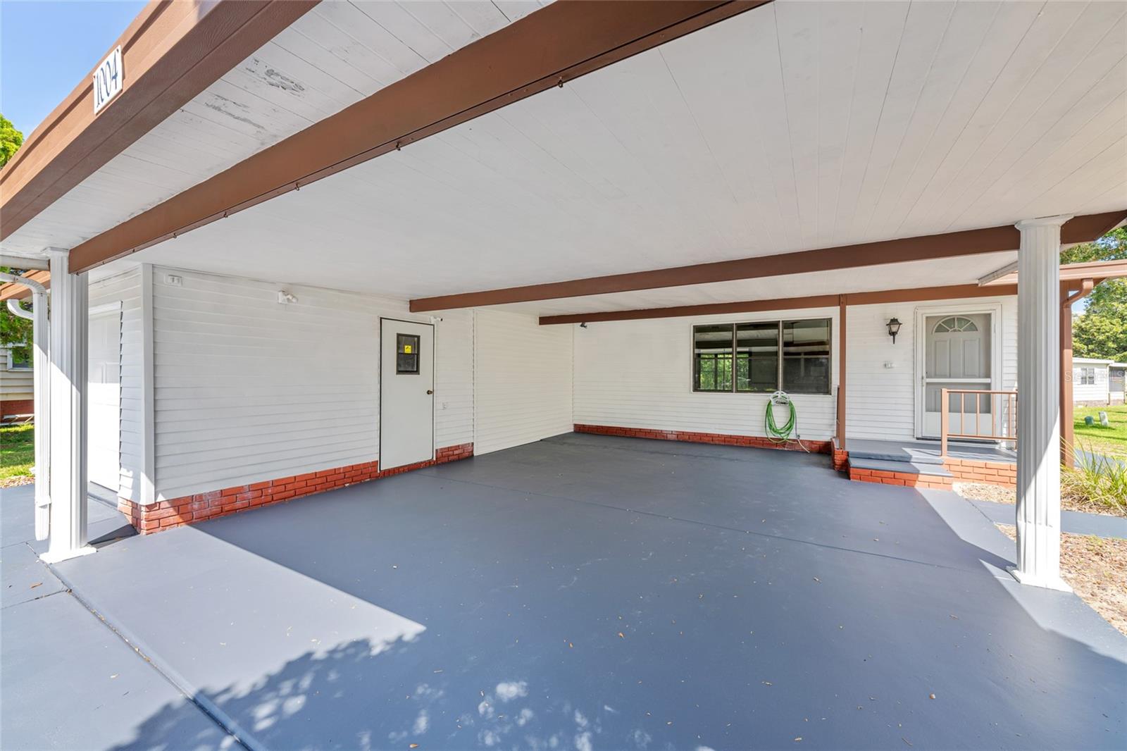 LADY LAKE ORANGE BLOSSOM GARDENS UNIT 06 - Residential