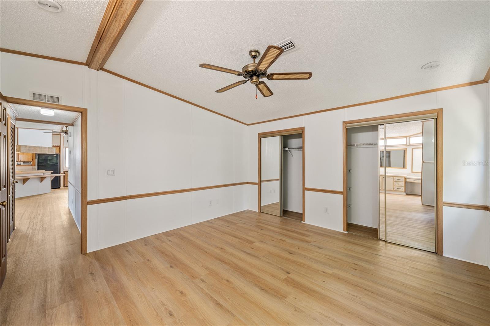 LADY LAKE ORANGE BLOSSOM GARDENS UNIT 06 - Residential