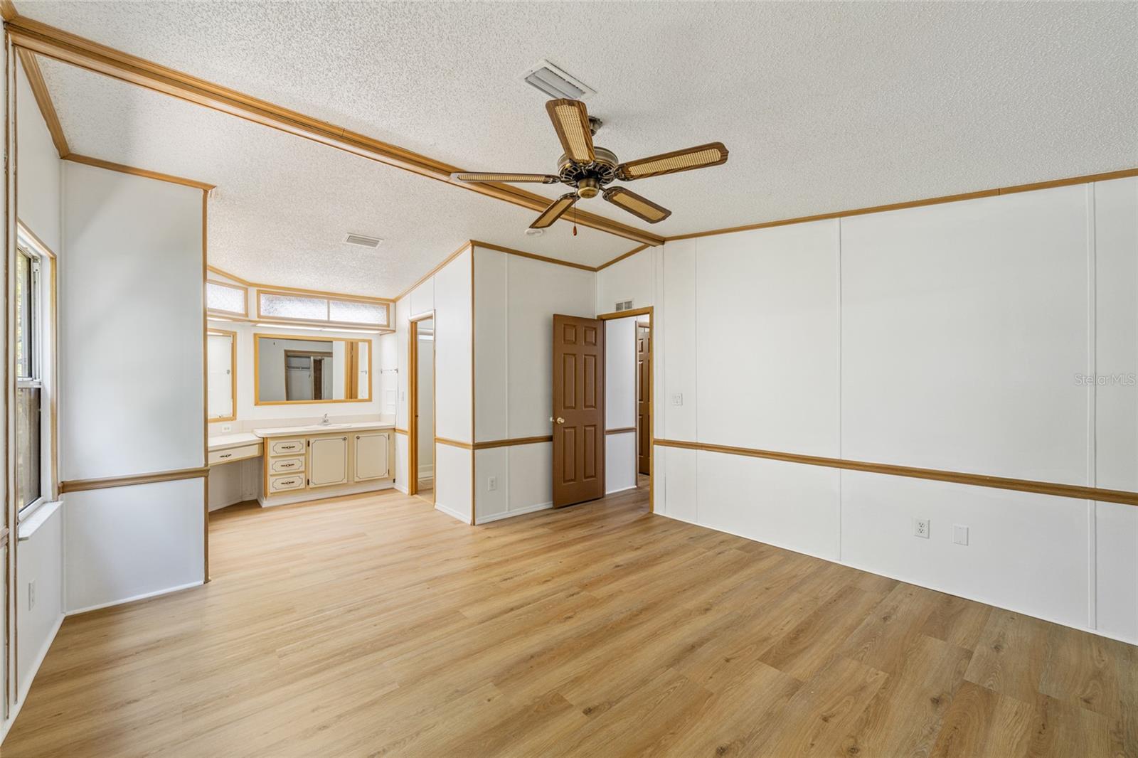 LADY LAKE ORANGE BLOSSOM GARDENS UNIT 06 - Residential