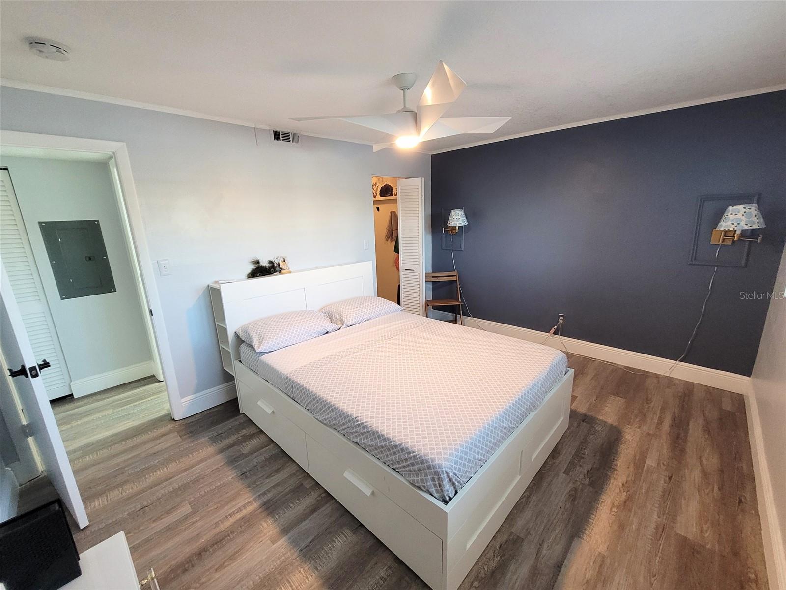 SANDAL COVE CONDO - Residential