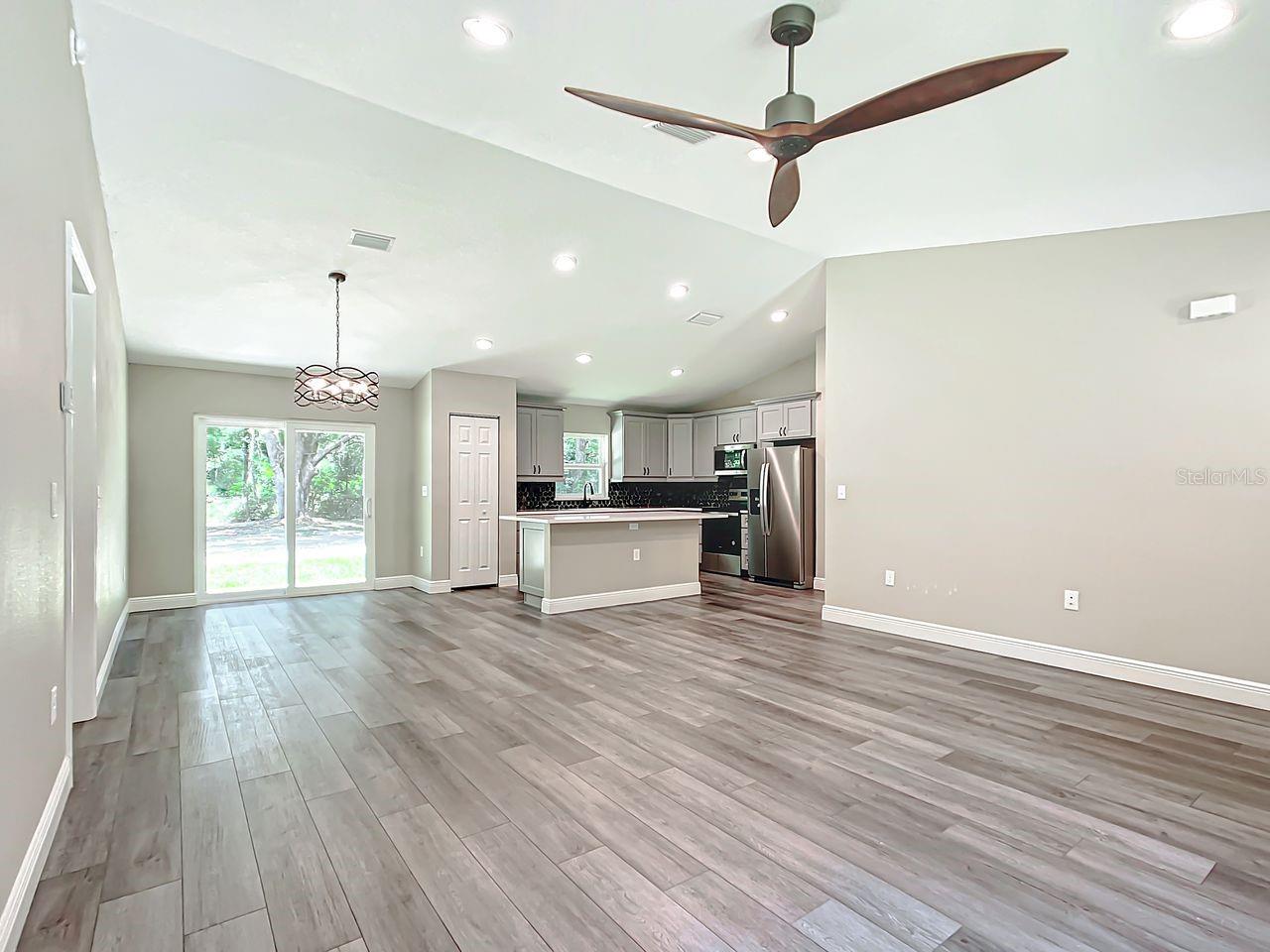 WILLISTON HIGHLANDS UNIT 11 - Residential