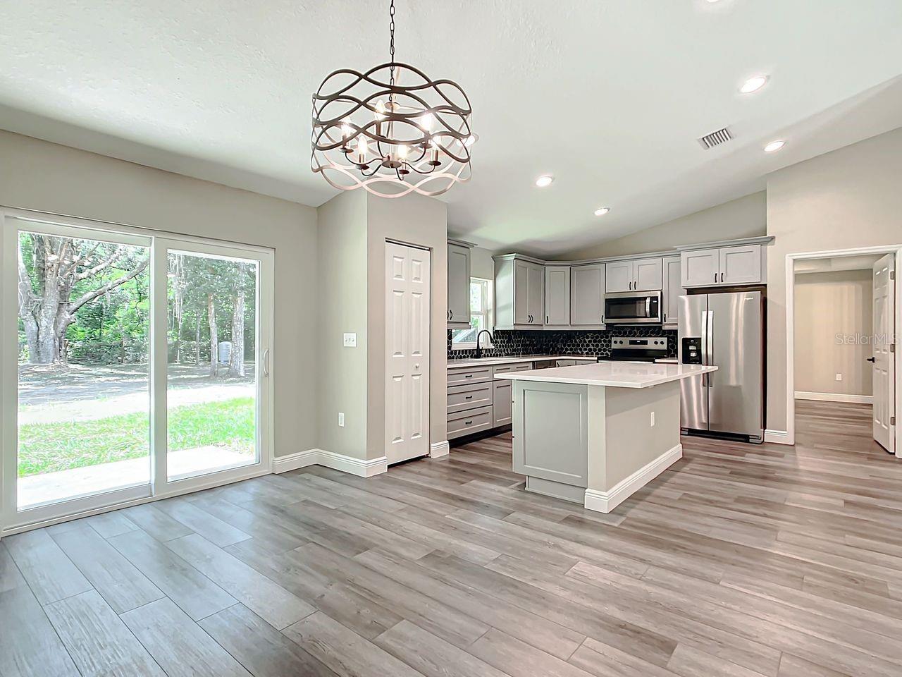 WILLISTON HIGHLANDS UNIT 11 - Residential