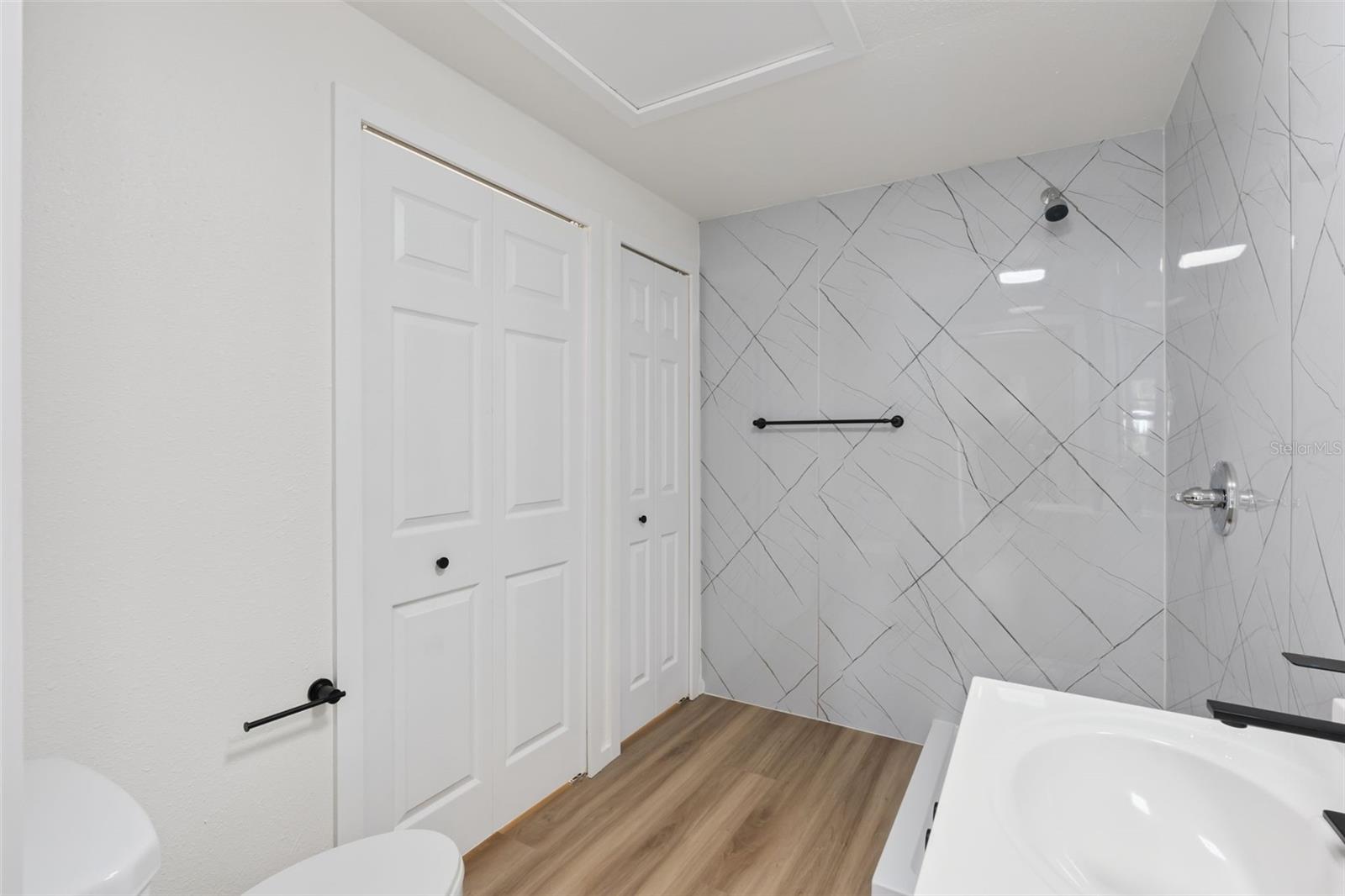 EVERGREEN PARK FIRST ADD - Residential