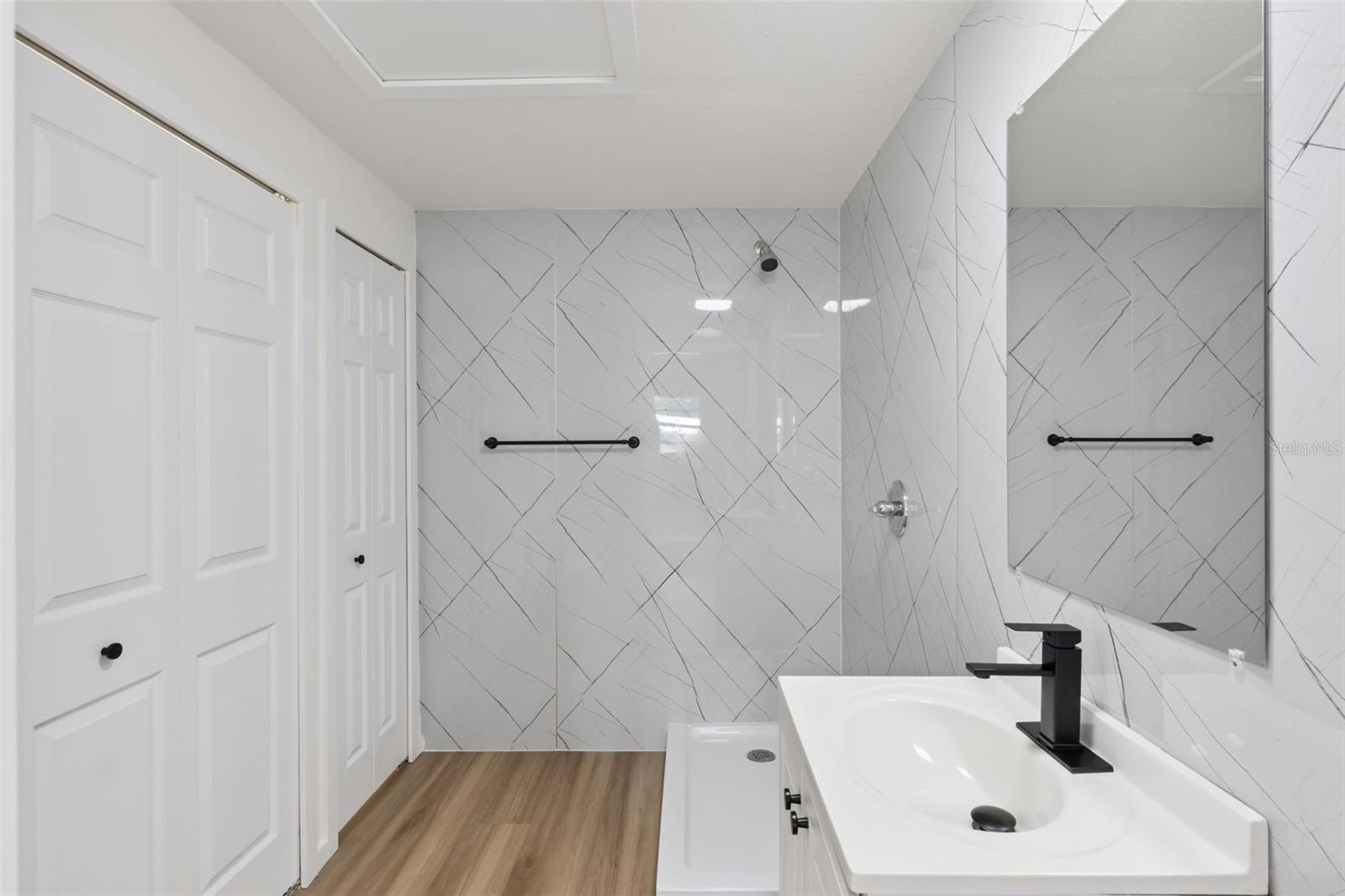 EVERGREEN PARK FIRST ADD - Residential