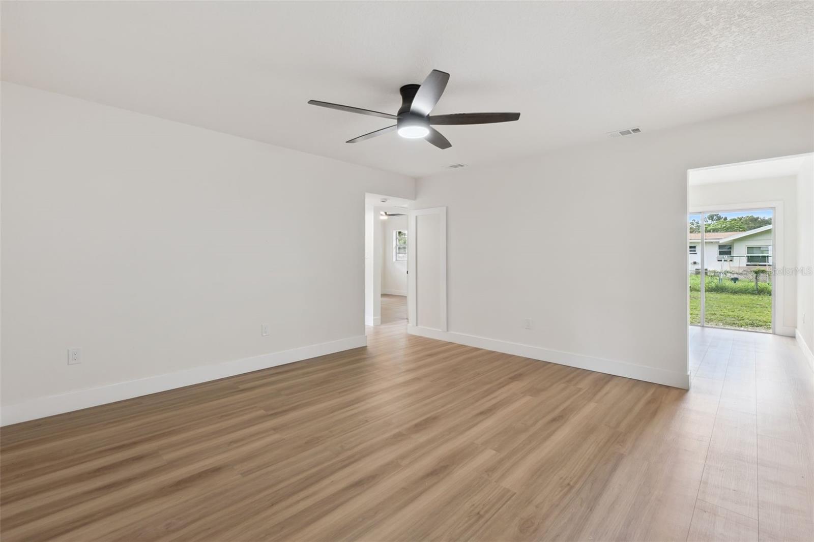 EVERGREEN PARK FIRST ADD - Residential