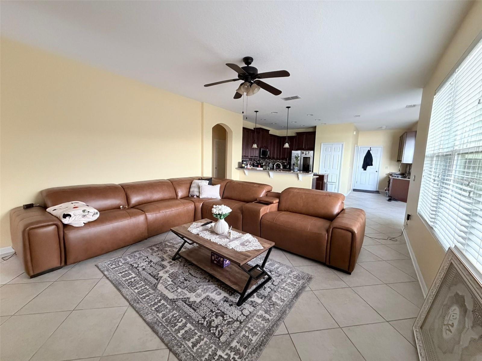 GROVELAND WATERSIDE POINTE PH 01 - Residential Lease