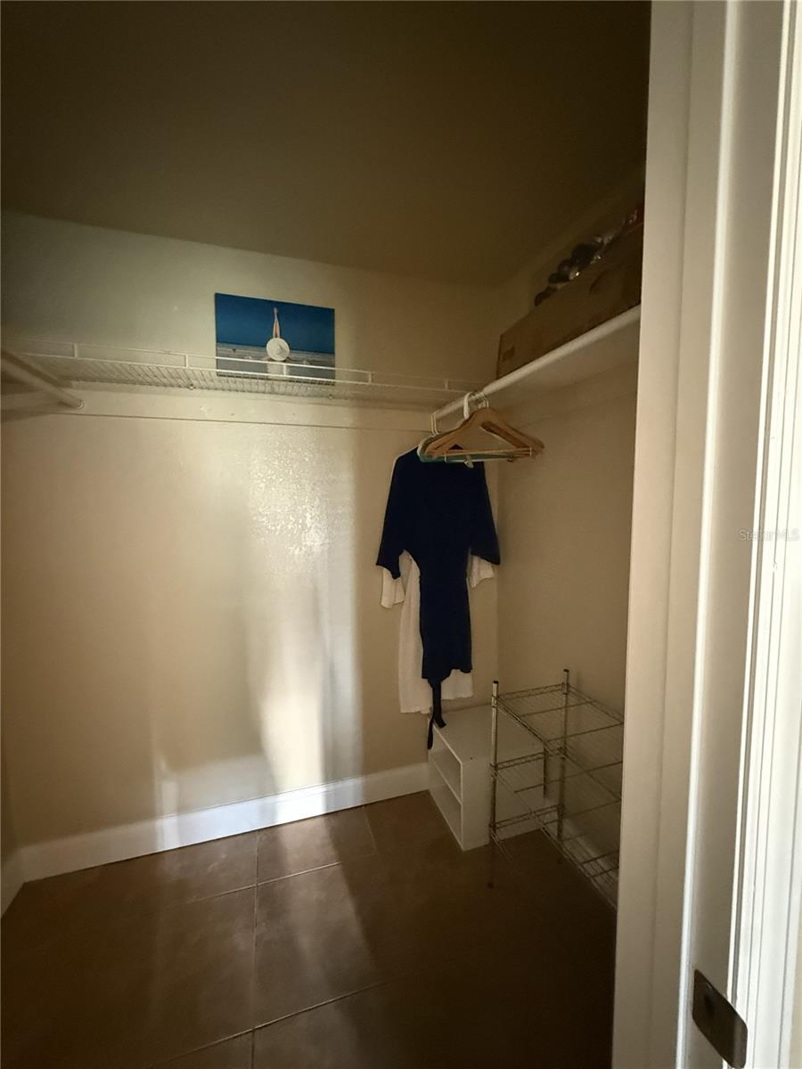 WOODSIDE VILLAGE CONDO - Residential