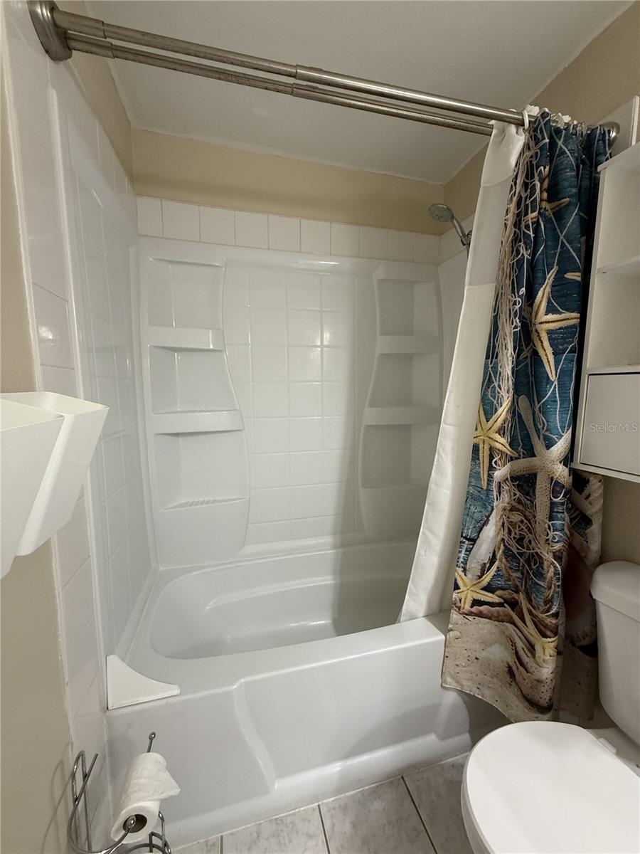 WOODSIDE VILLAGE CONDO - Residential