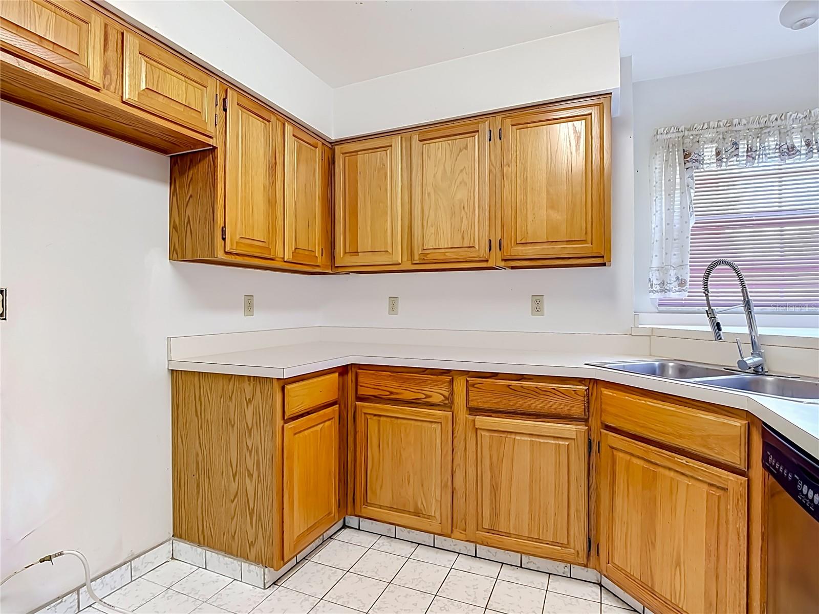 ORANGE VISTA UNIT 1 - Residential