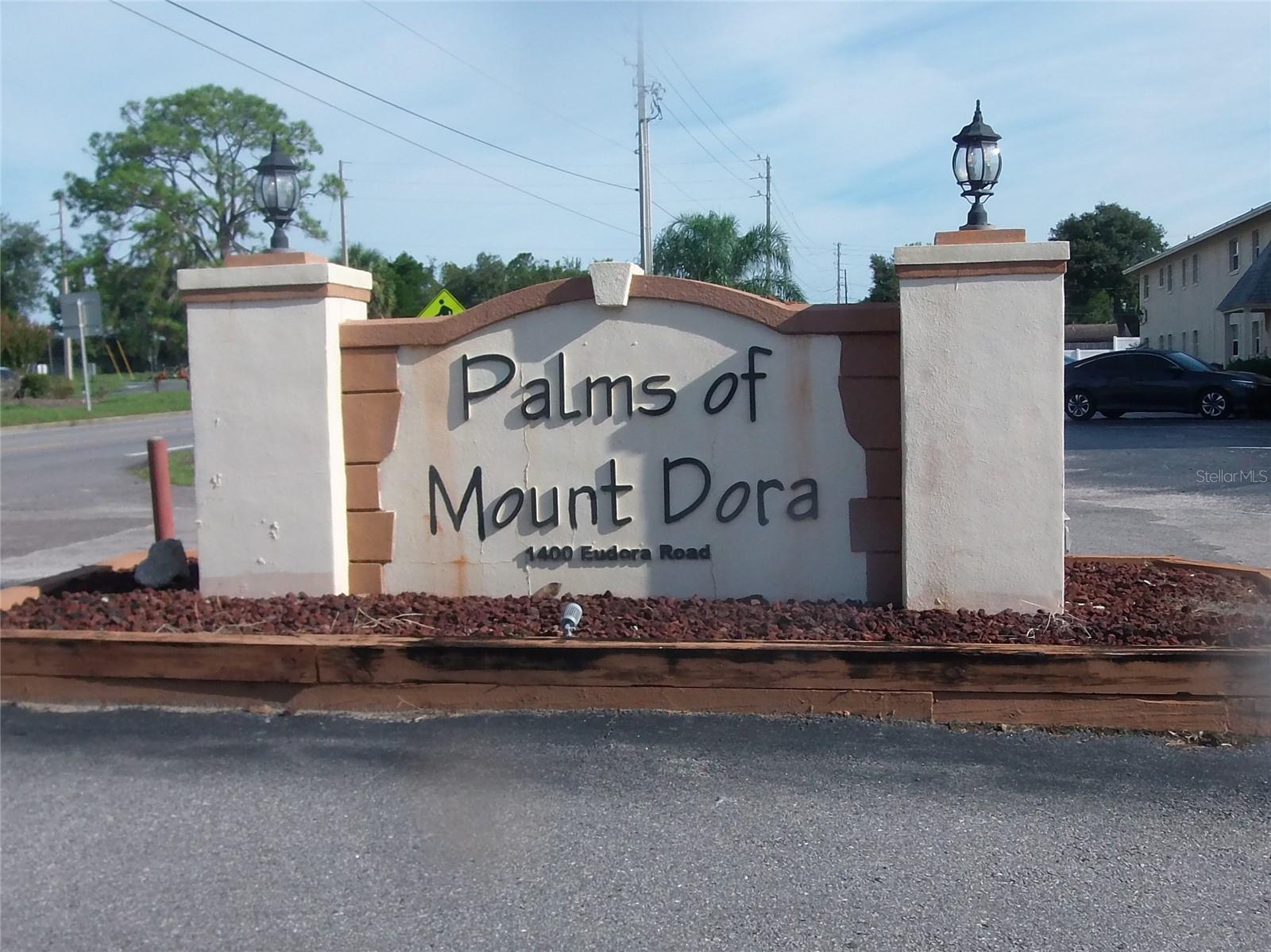 MT DORA COMMONS - Residential Lease