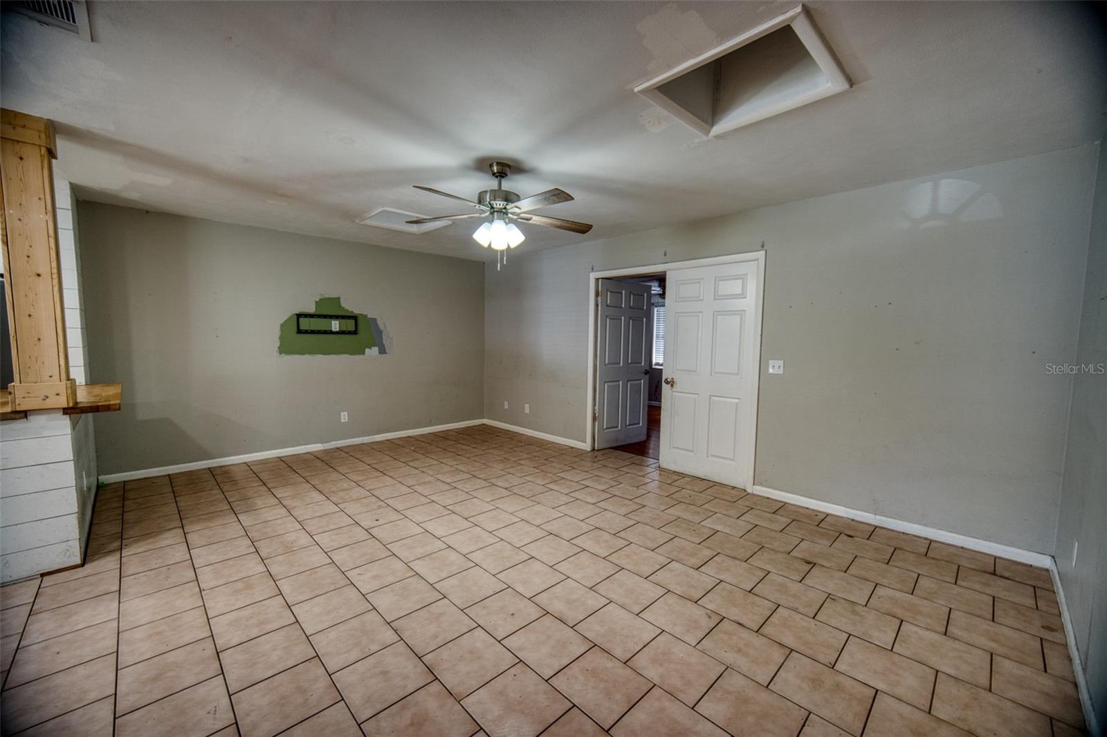 GARDEN GROVE - Residential