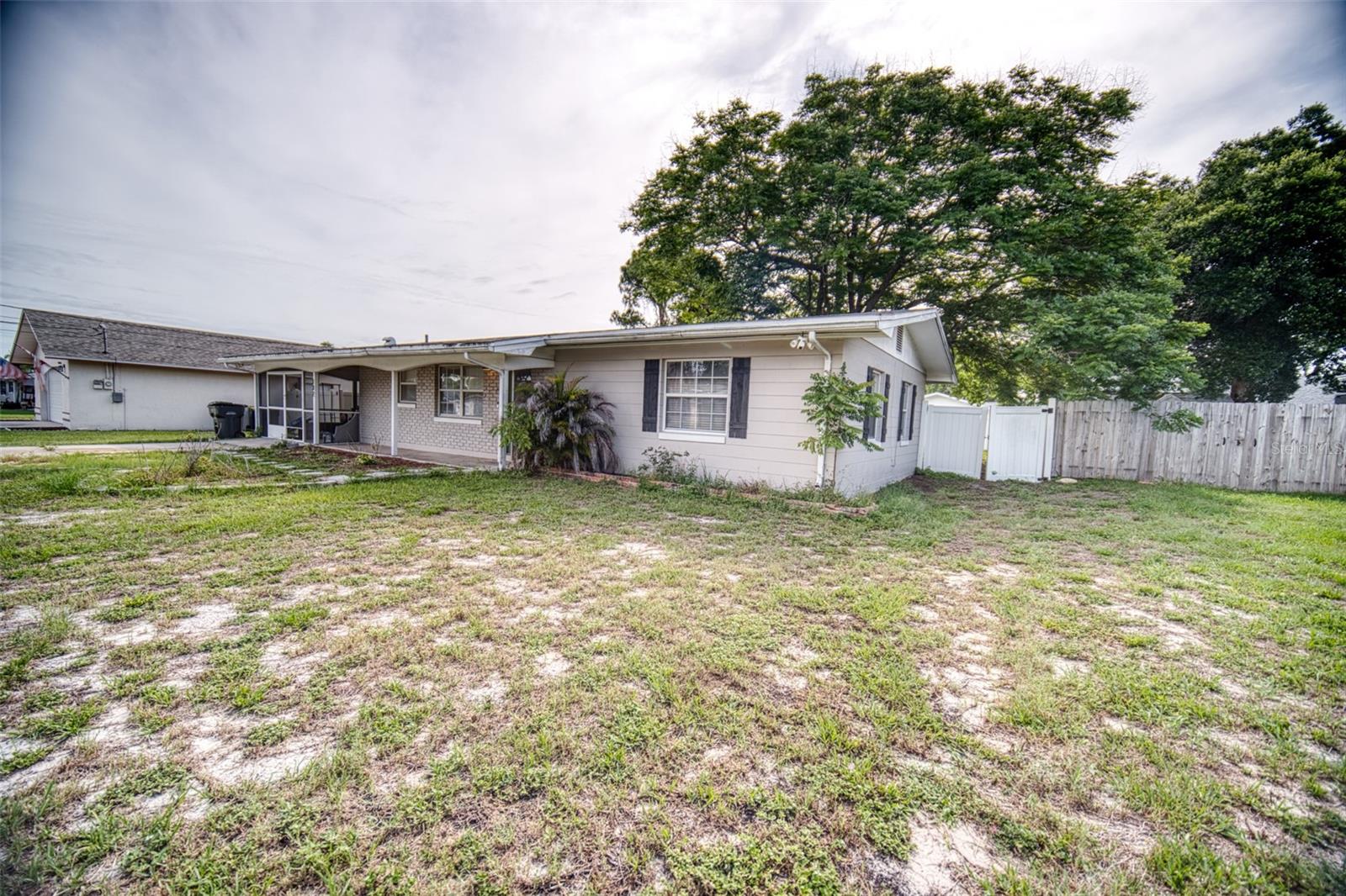 GARDEN GROVE - Residential