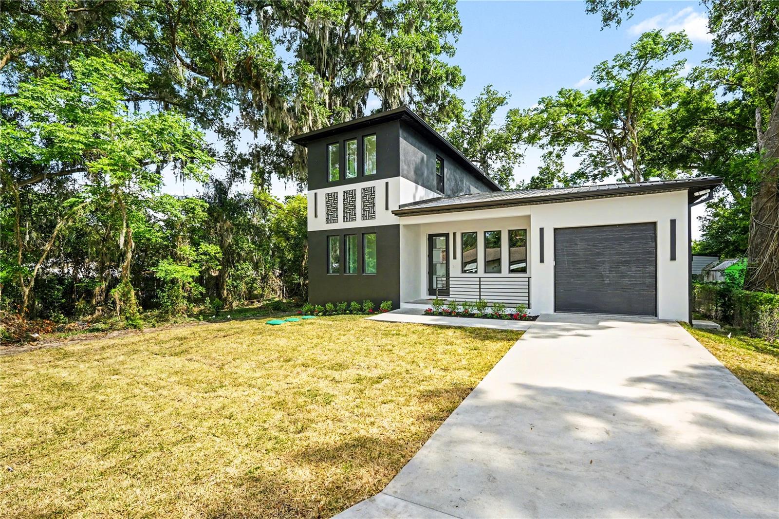 SEFFNER HEIGHTS - Residential