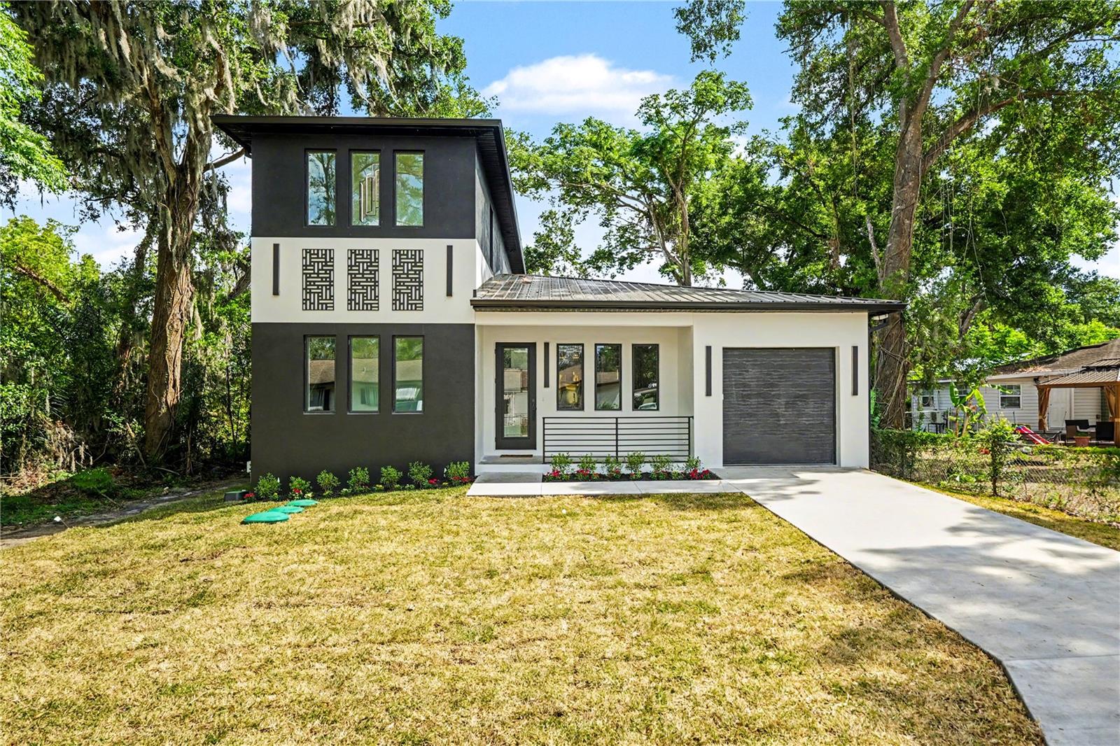 SEFFNER HEIGHTS - Residential
