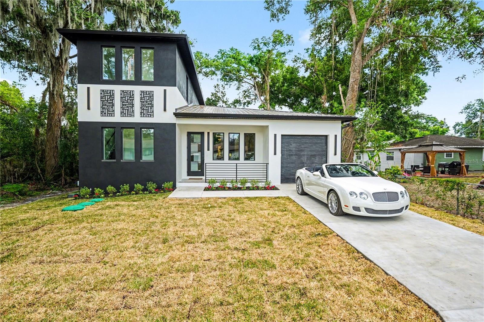SEFFNER HEIGHTS - Residential