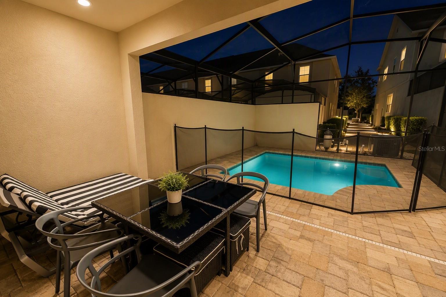 SOLARA RESIDENCE - Residential
