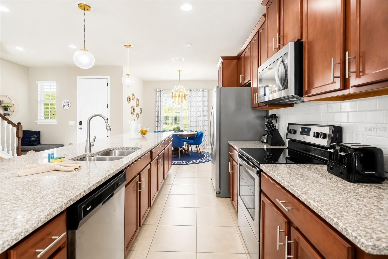 SOLARA RESIDENCE - Residential