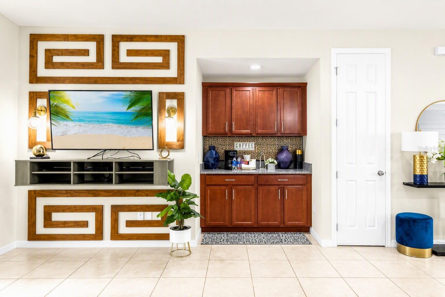 SOLARA RESIDENCE - Residential