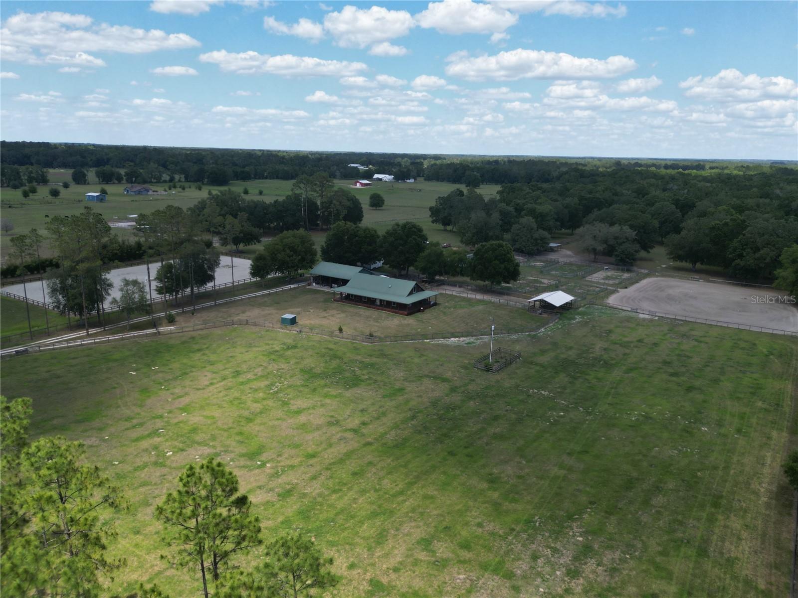 HAMPTON FARMS - Residential