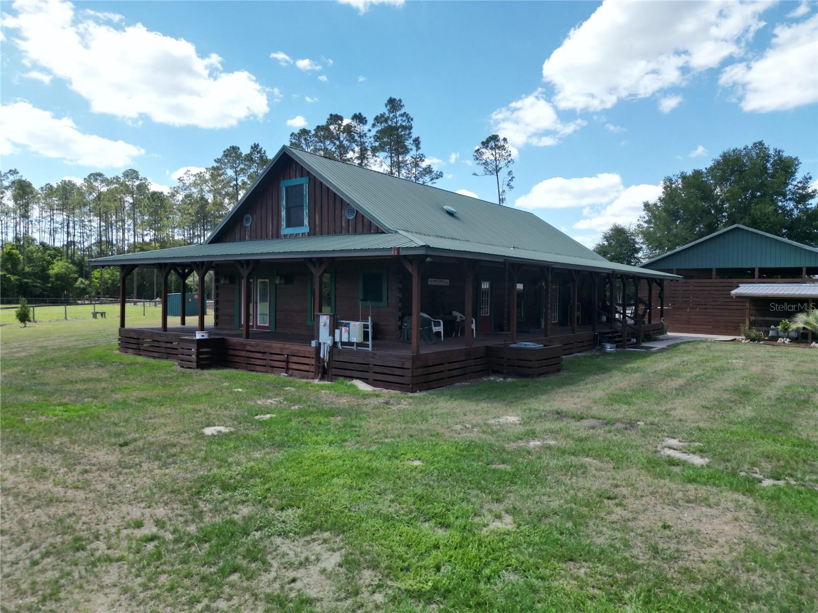 HAMPTON FARMS - Residential