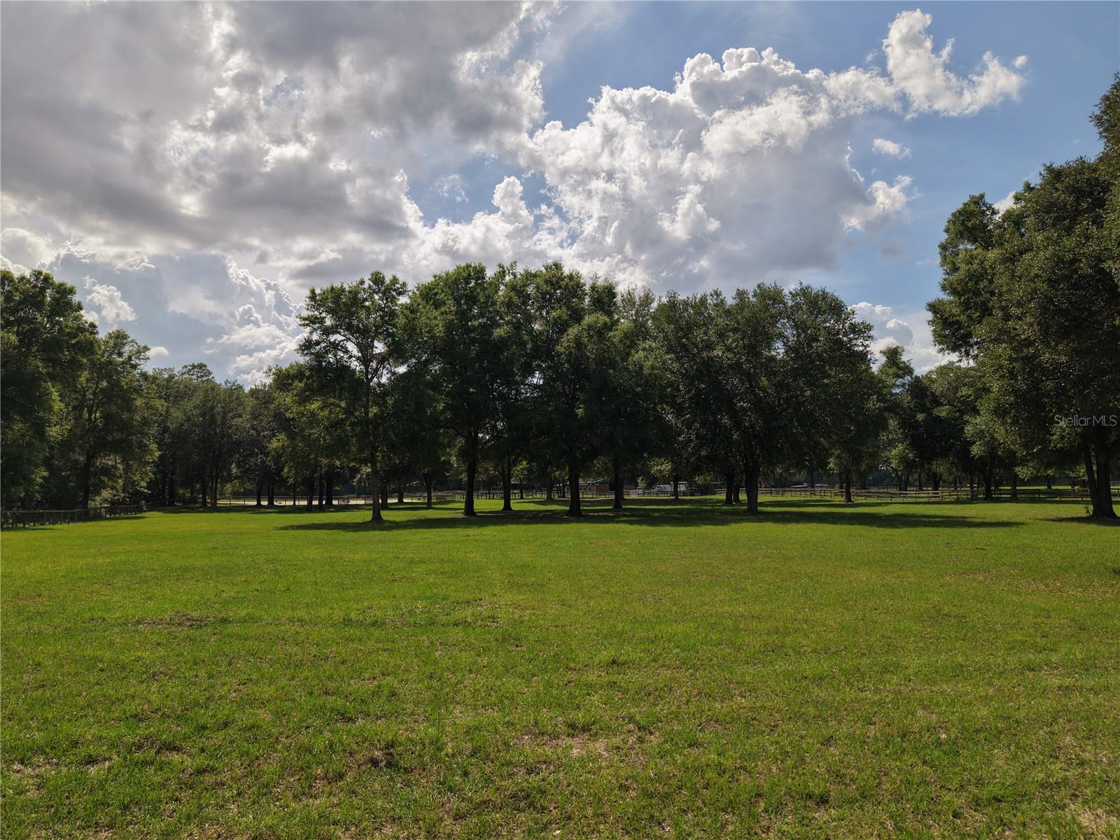HAMPTON FARMS - Residential