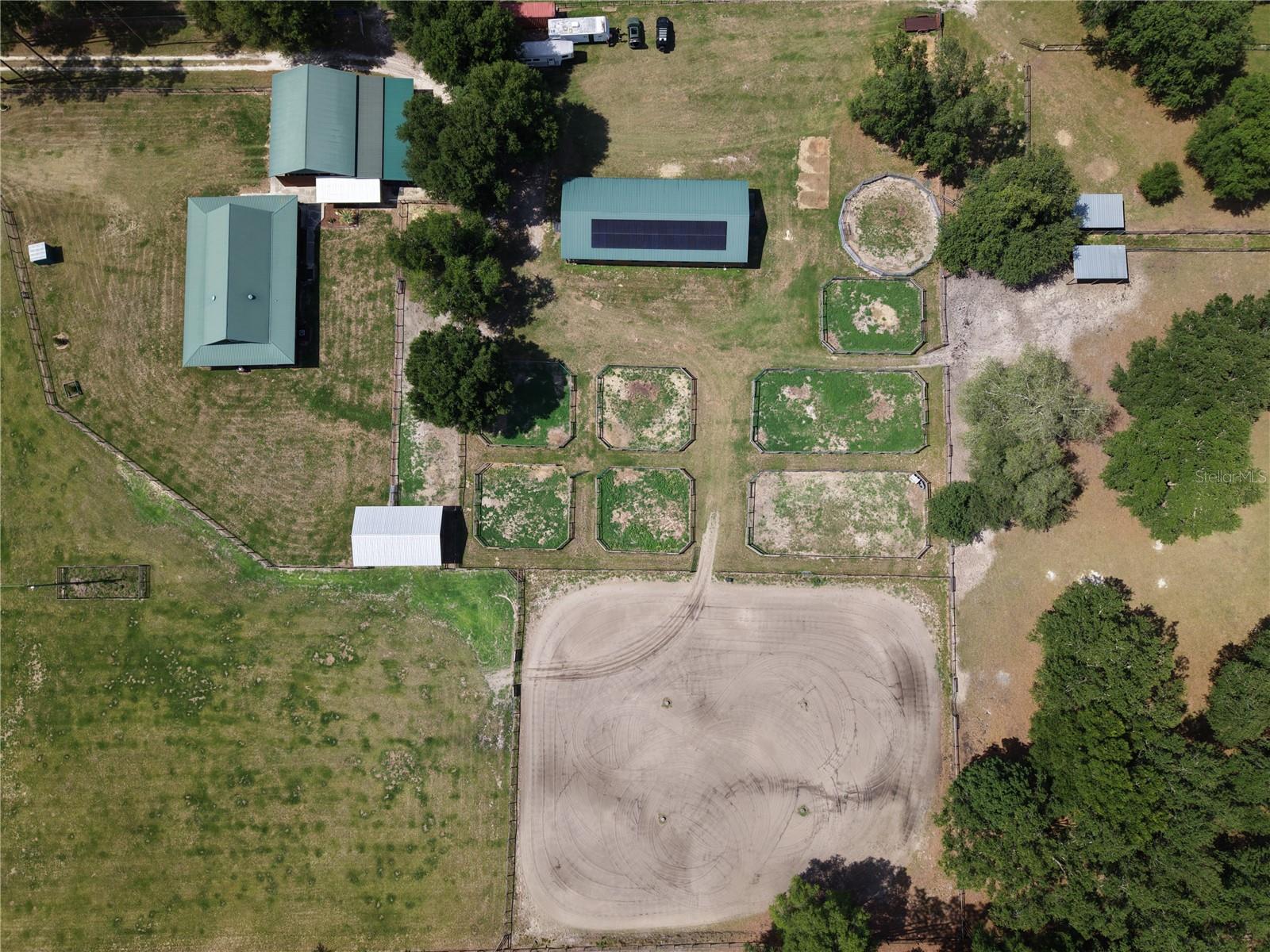HAMPTON FARMS - Residential
