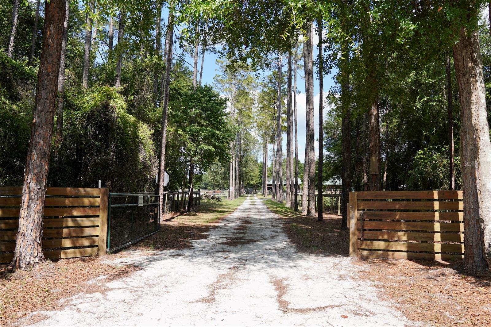 HAMPTON FARMS - Residential