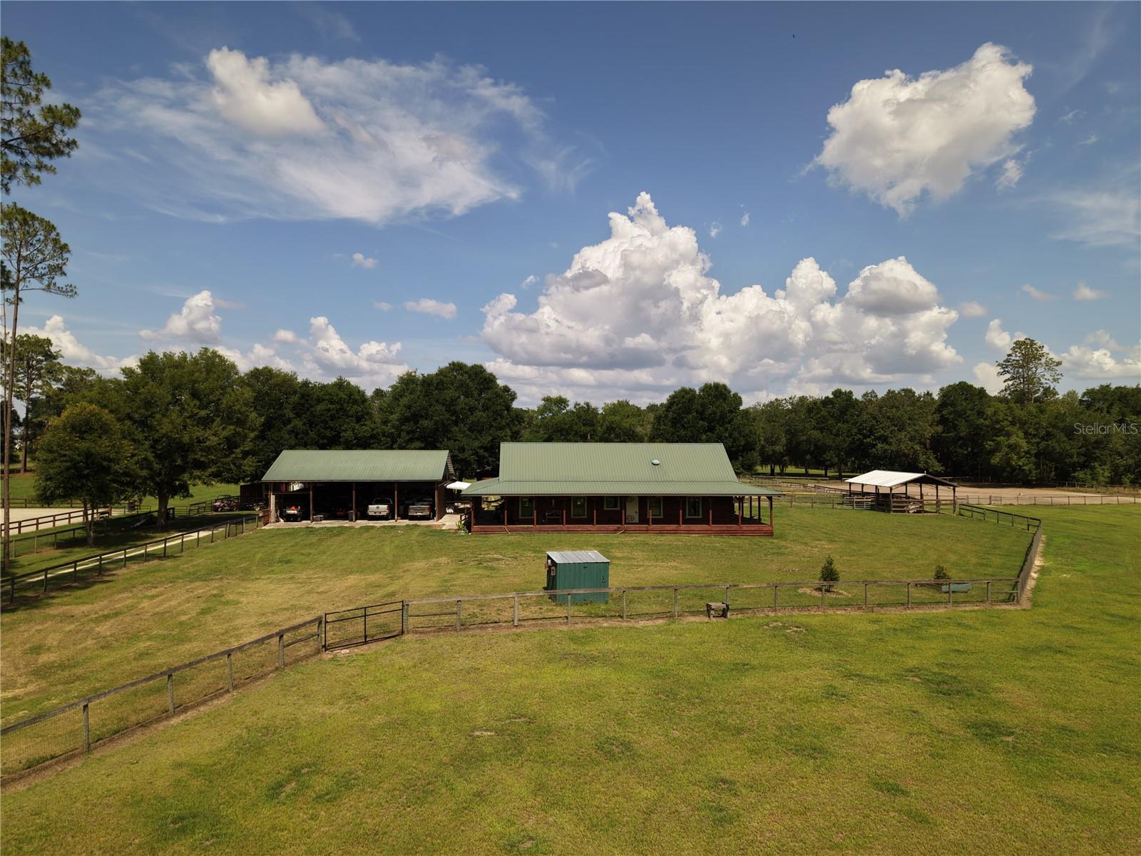 HAMPTON FARMS - Residential