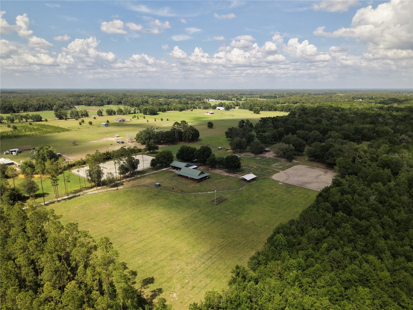 HAMPTON FARMS - Residential