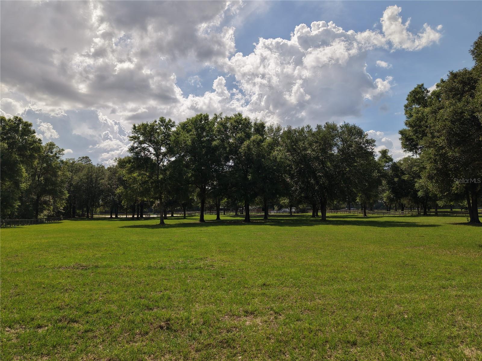 HAMPTON FARMS - Residential