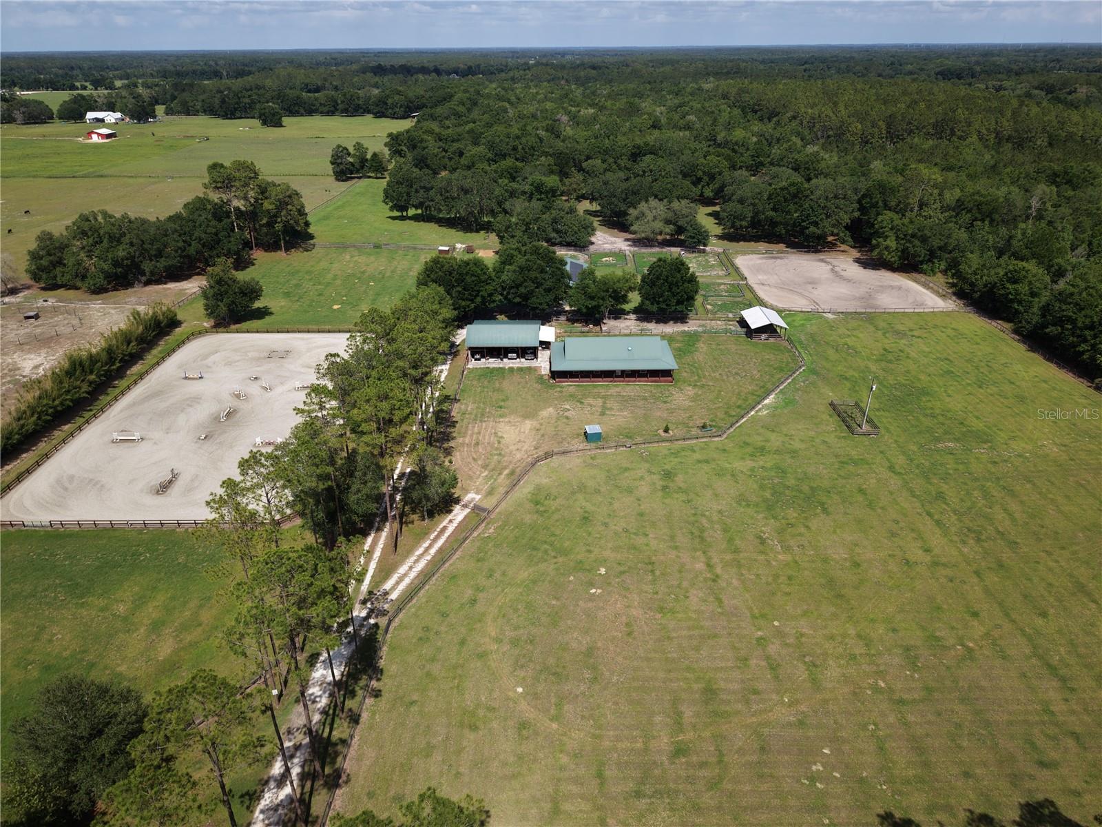 HAMPTON FARMS - Residential