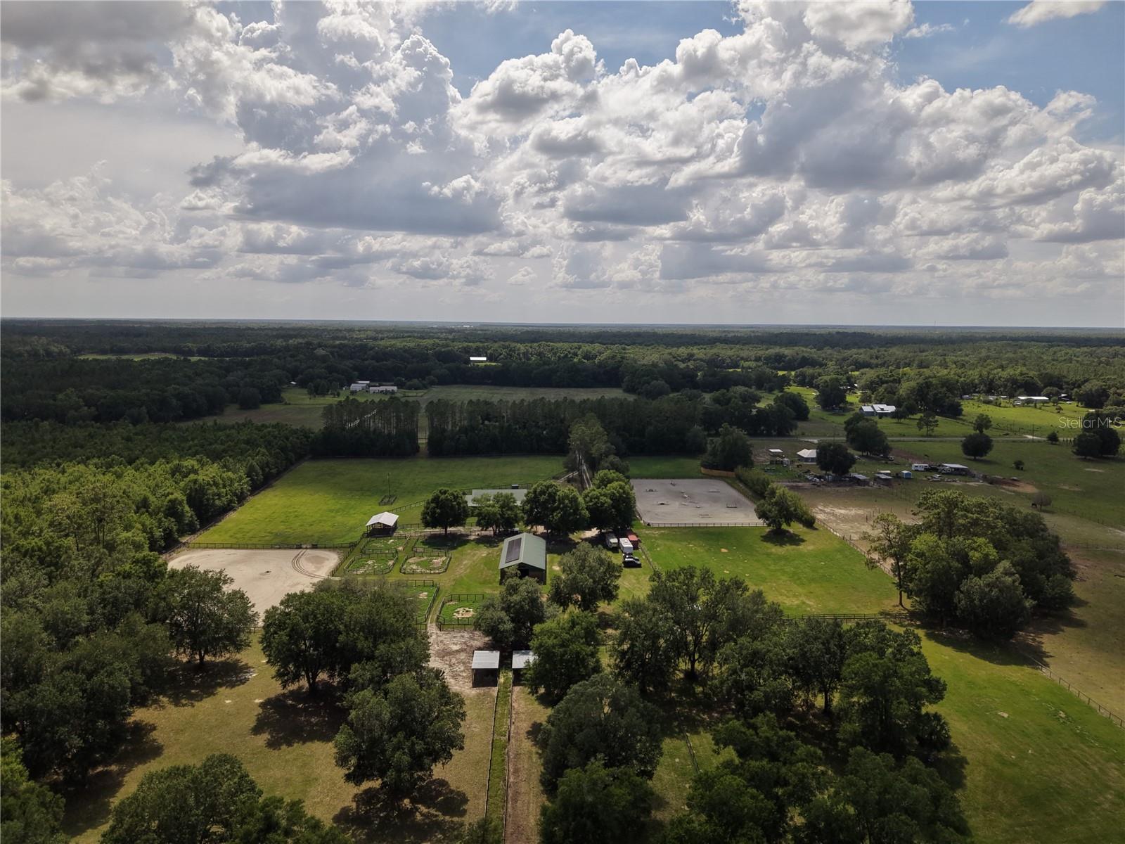 HAMPTON FARMS - Residential
