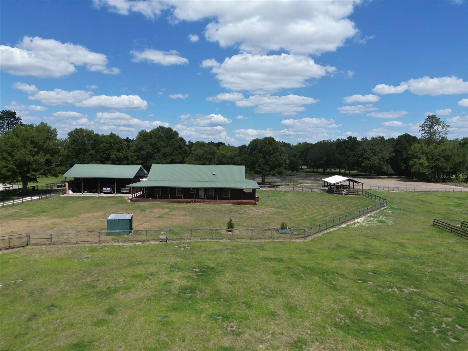HAMPTON FARMS - Residential