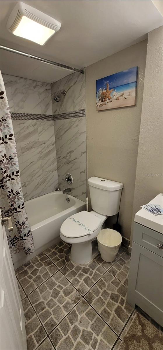 PIRATES COVE CONDO - Residential