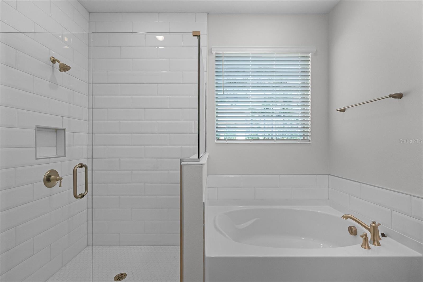 WATERLEIGH - Residential