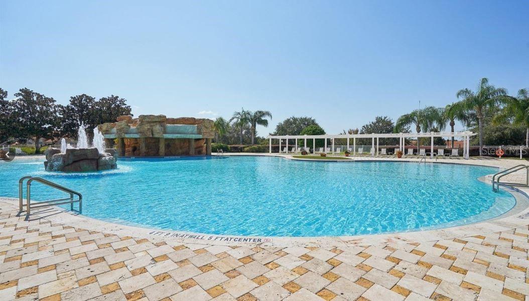 LAKESIDE LANDINGS - THE ENCLAVE - Residential