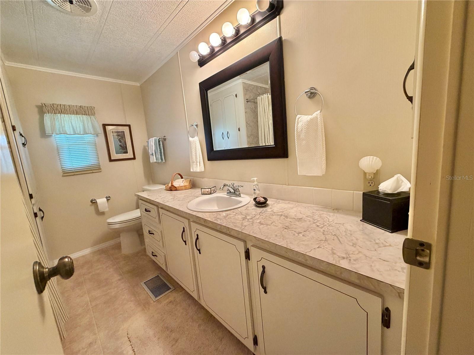 HAWTHORNE AT LEESBURG A COOP - Residential