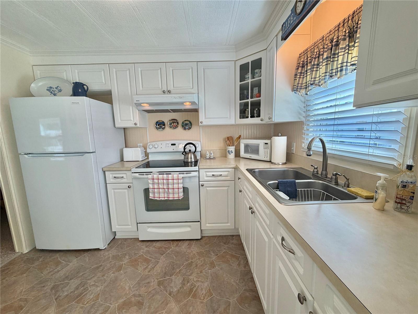 HAWTHORNE AT LEESBURG A COOP - Residential