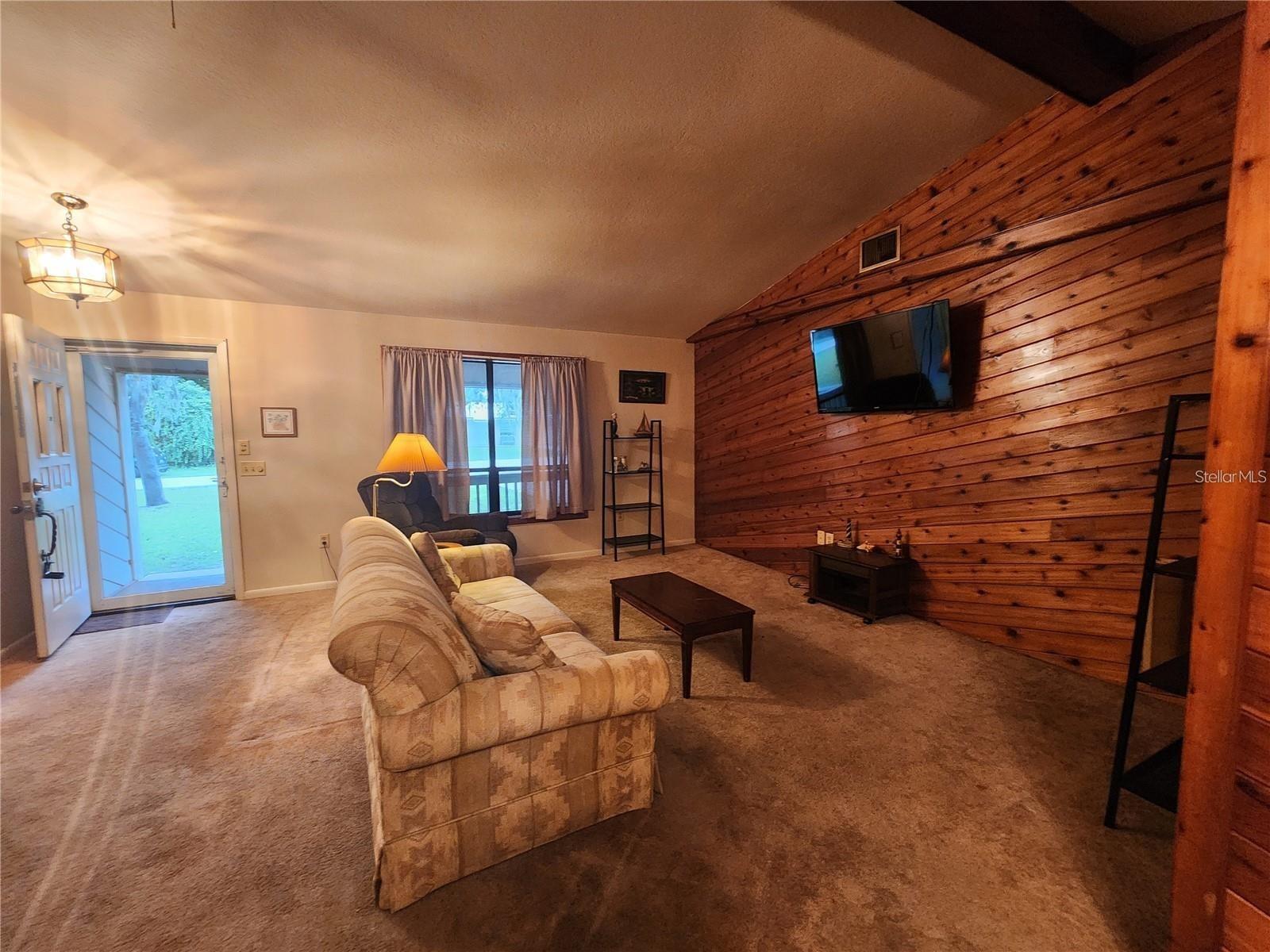 WHITE LAKE SUB - Residential Lease