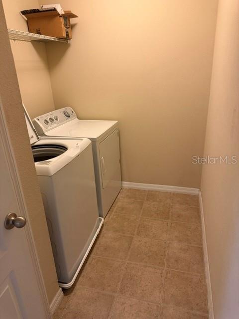 LEXINGTON COMMONS - Residential Lease